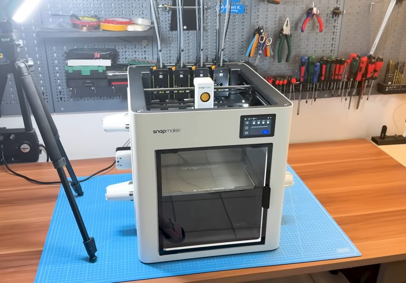A Tool-changing 3D Printer For The Masses