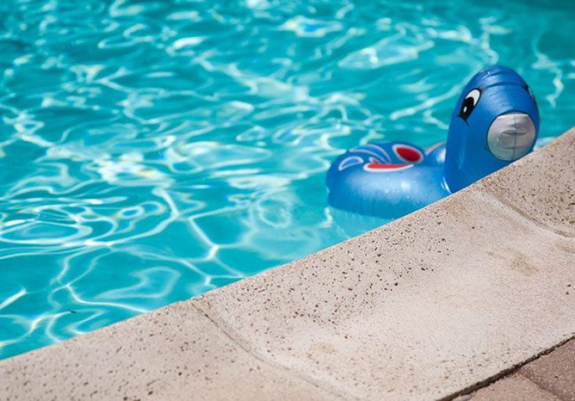 Aquaphobia: Causes, Symptoms, and Treatment