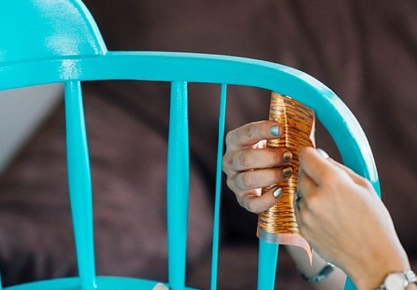 DIY Spraypainted Modern Gold Leaf Chair