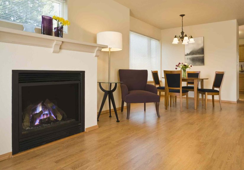 How to Turn on a Gas Fireplace With a Wall Key