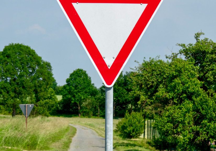 The Ultimate Guide to Right of Way Laws