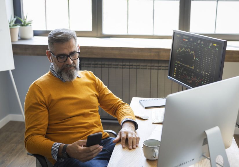 39% of US Investors Buying More Crypto Amid Volatility