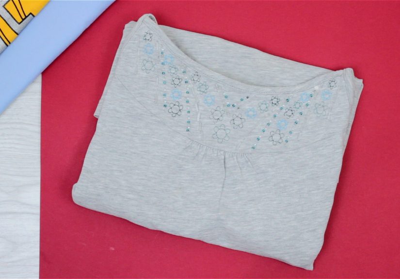 4 Ways to Make Your Own Distressed Shirt