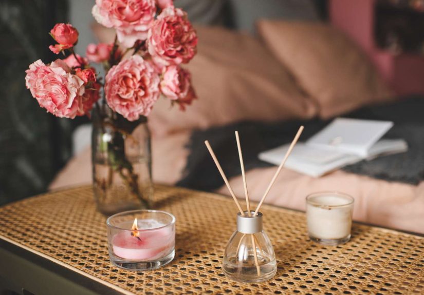 5 Soothing Scents That Will Help You Sleep Better at Night
