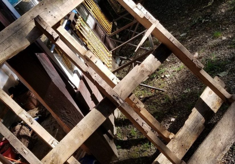 Coffee Table From Pallet Wood