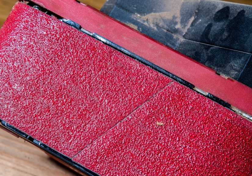 How to Choose and Change the Belt on Your Belt Sander