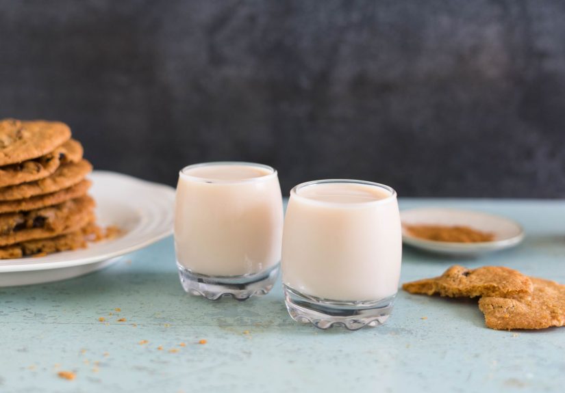 The Delicious Oatmeal Cookie Shot Recipe