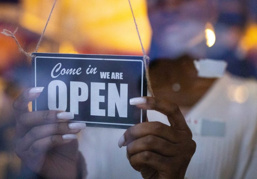 What's Open on Memorial Day 2025? List of Stores & Restaurants