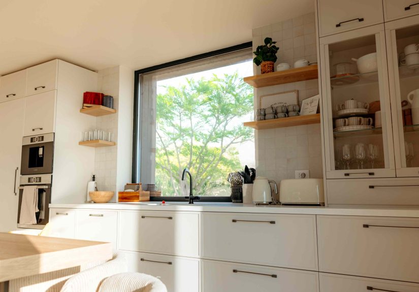 10 Ways to Cool Down Your Stuffy Kitchen Fast, According to HVAC Pros