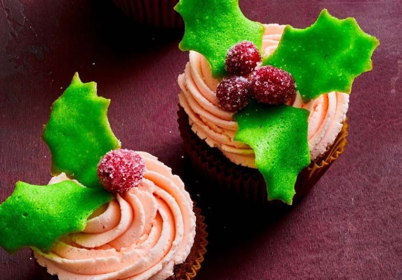 45 Easy Christmas Cupcakes to Bake - Easy Christmas Cupcake Ideas