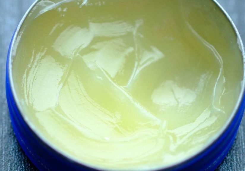 6 Uses and Benefits of Petroleum Jelly