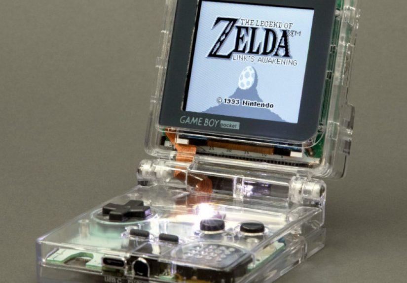 Bringing The Hinge To A 1990s Game Boy
