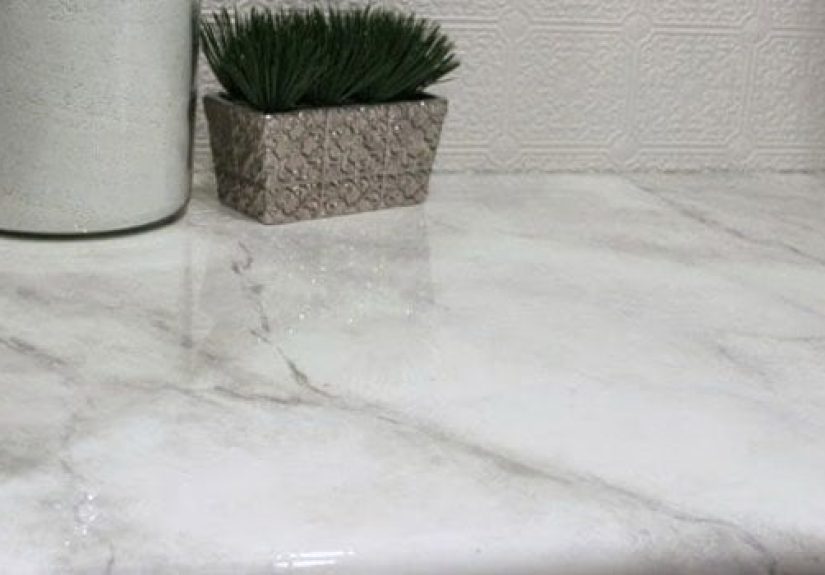 DIY Faux Marble Countertop to Fit $30 Budget