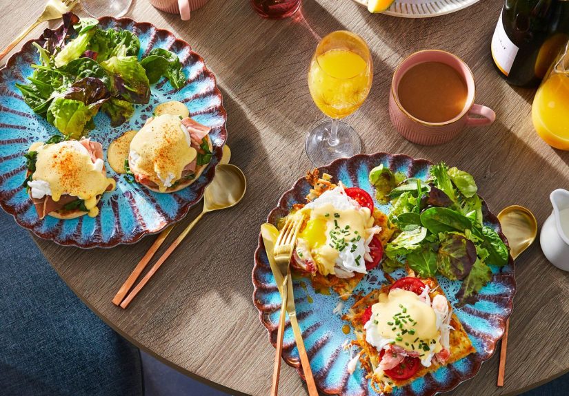 How Long to Poach an Egg for the Perfect Runny Yolk