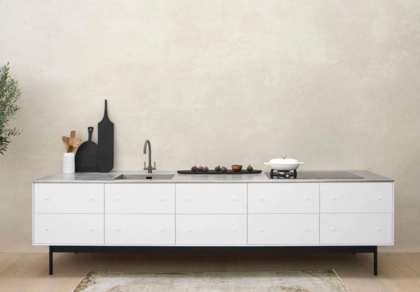 Kitchen of the Week: New Kitchen Components from an English Sculptor-Turned-Artisan