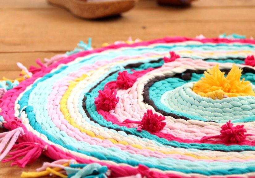 Old T-shirt Rug on a Hula Hoop Loom