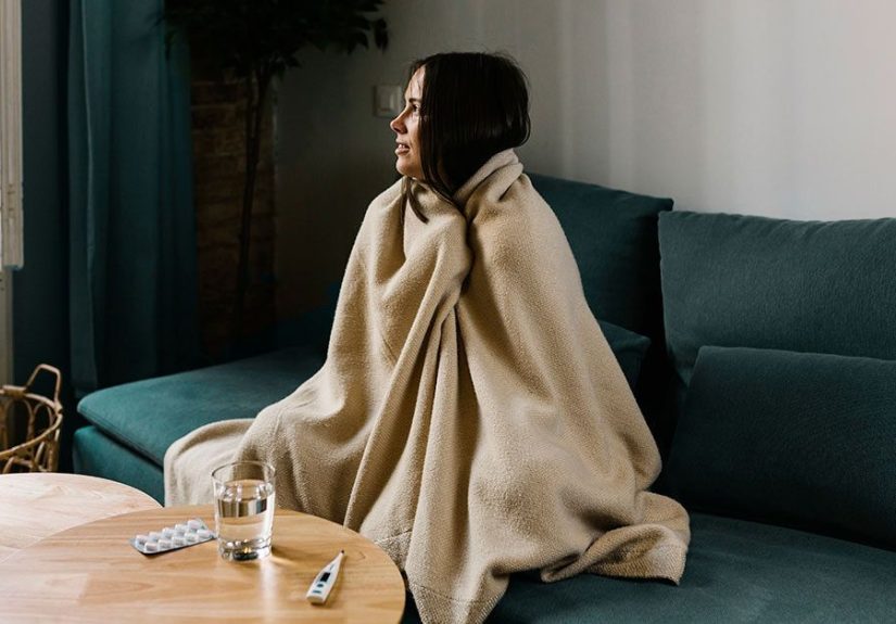 Stomach Pain and COVID-19: Symptoms, Treatment, Duration