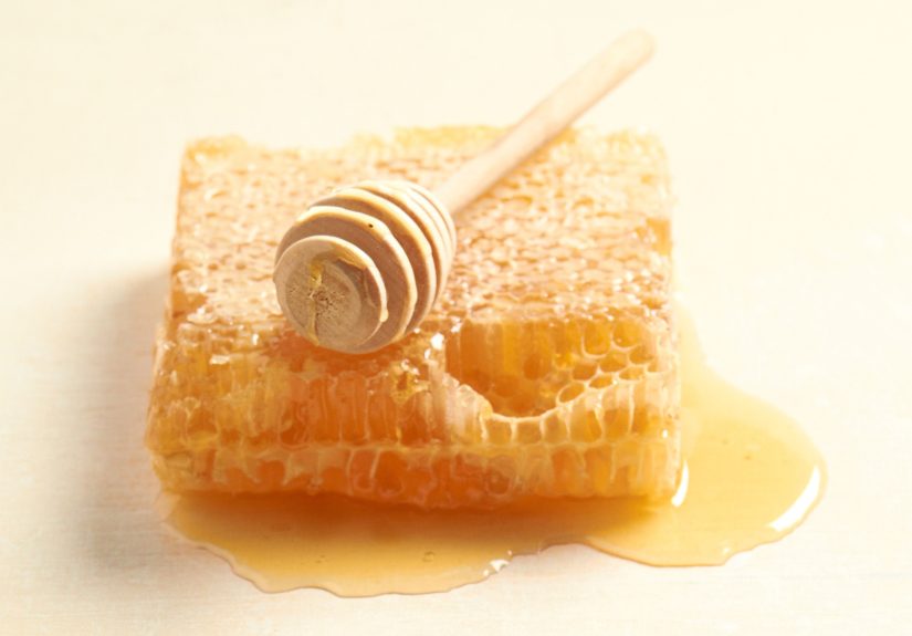 15 Ways to Use Beeswax In Your Home