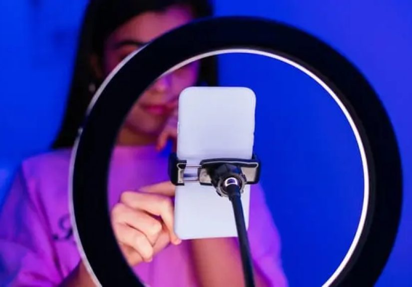 41 Mind-Blowing Creator Economy Stats That Marketers Can Learn From