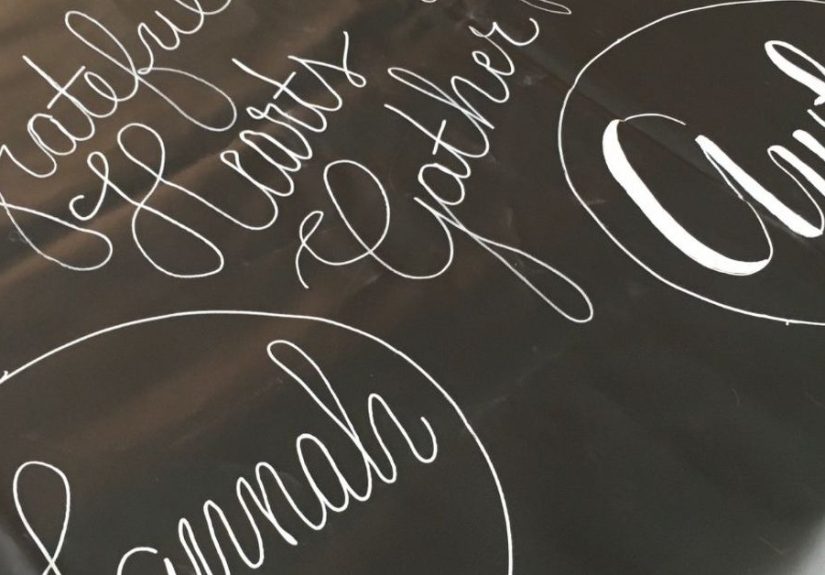 How to Set a Budget Friendly Rustic Thanksgiving Tablescape