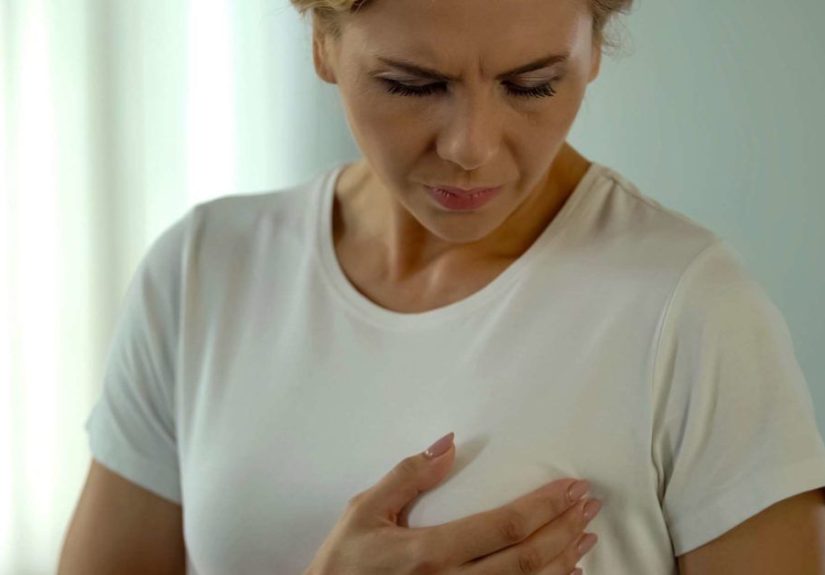 Rash under breast: Causes, treatments, and more