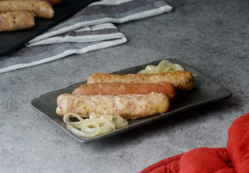 3 Simple Ways to Cook Bratwurst in the Oven