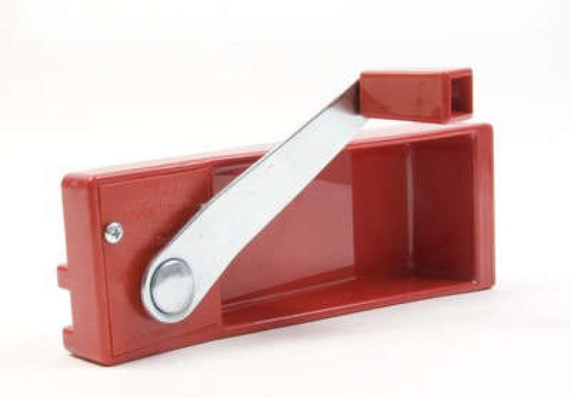 Bernadotte Wall-Mounted Can Opener