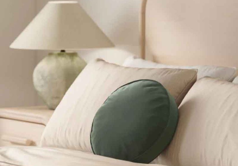 Bonnie Velvet Round Pillow - Plush Pacific Green