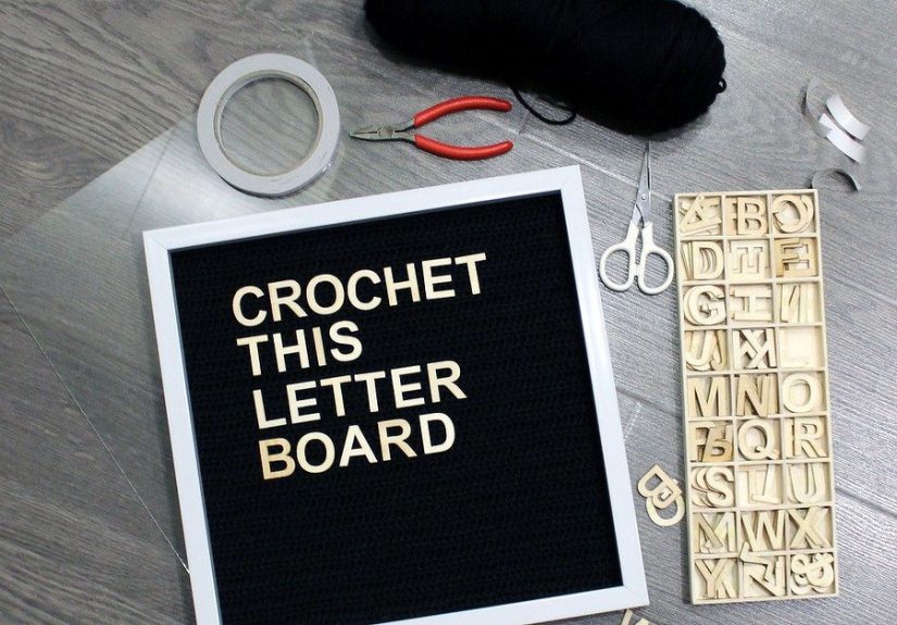 Crochet This Letter Board