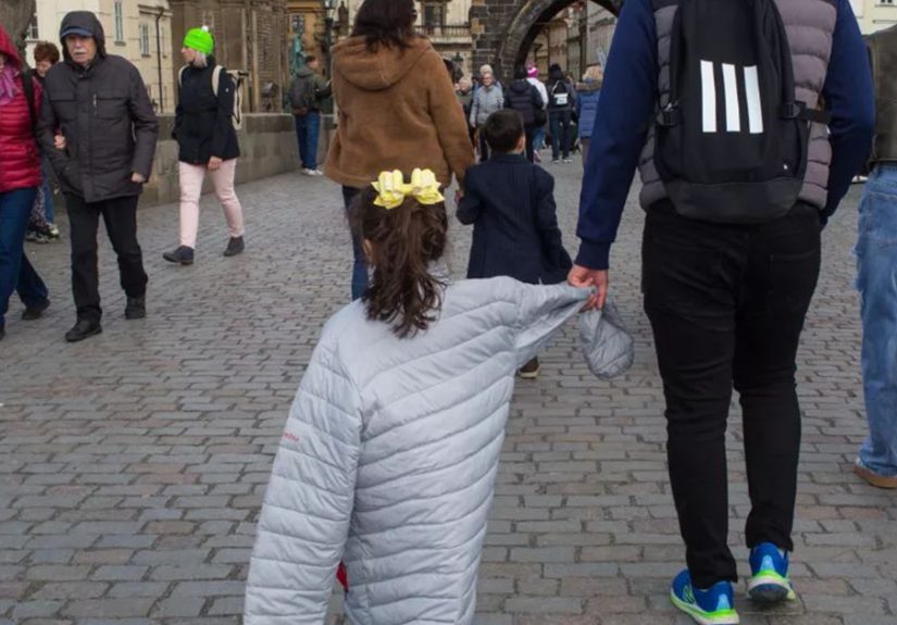 Fun Accidental Moments Captured By This Street Photographer (20 New Pics)