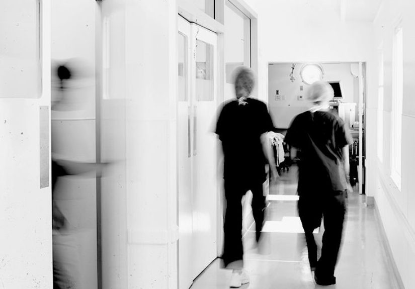 Hospital Anxiety: Signs, Causes, and More