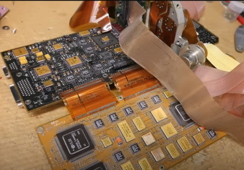 Teardown Of FGM-148 Javelin Missile’s Guidance Computer